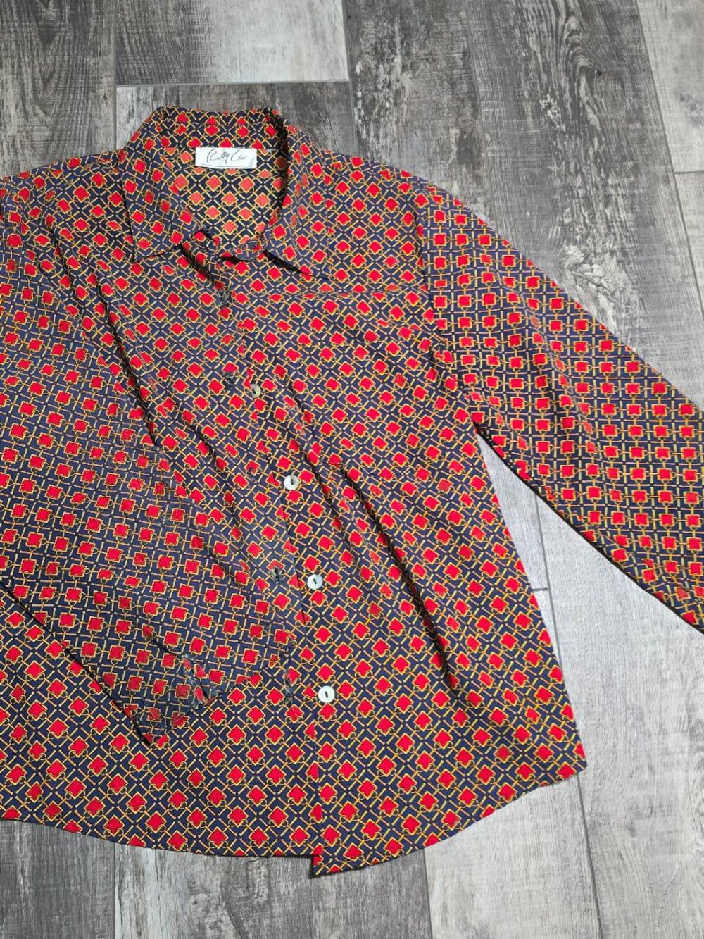 Vintage Y2K Cathy Che Womens Blouse Geometric Print Pearlized Buttons